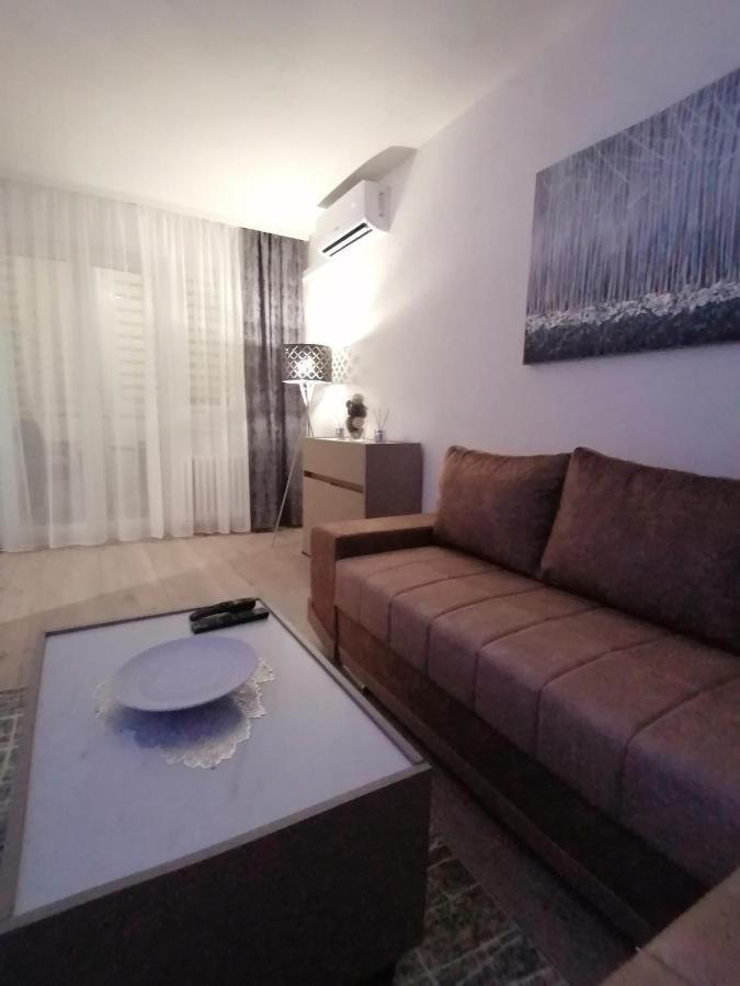 Jm Apartman Čačak Kültér fotó
