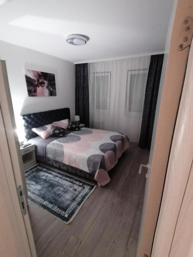 Jm Apartman Čačak Kültér fotó