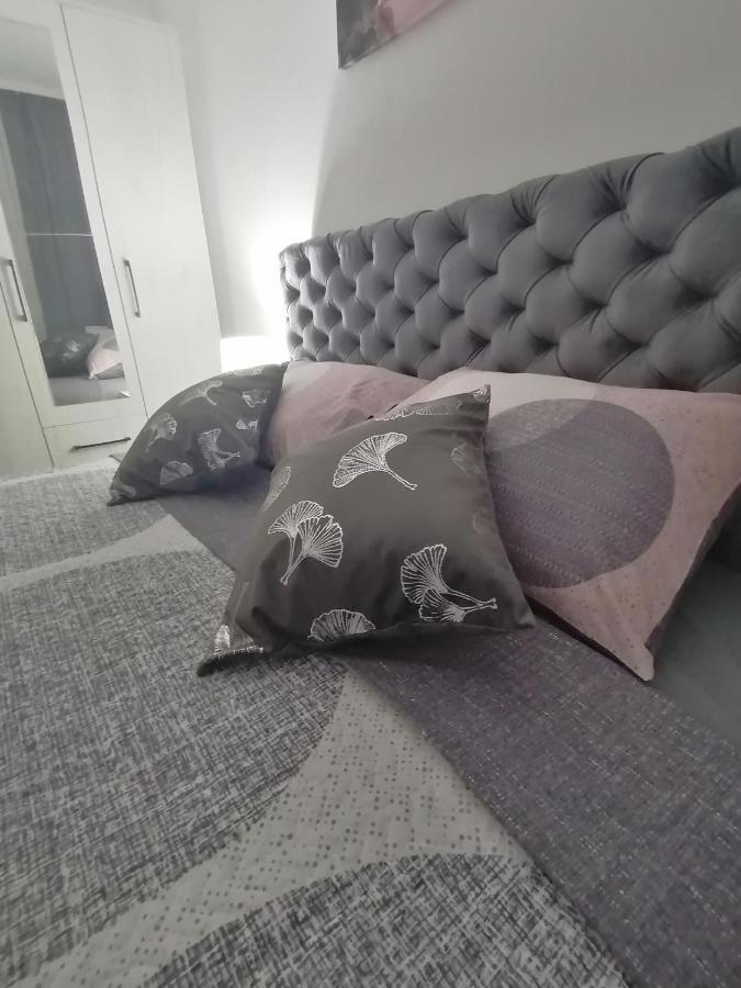 Jm Apartman Čačak Kültér fotó