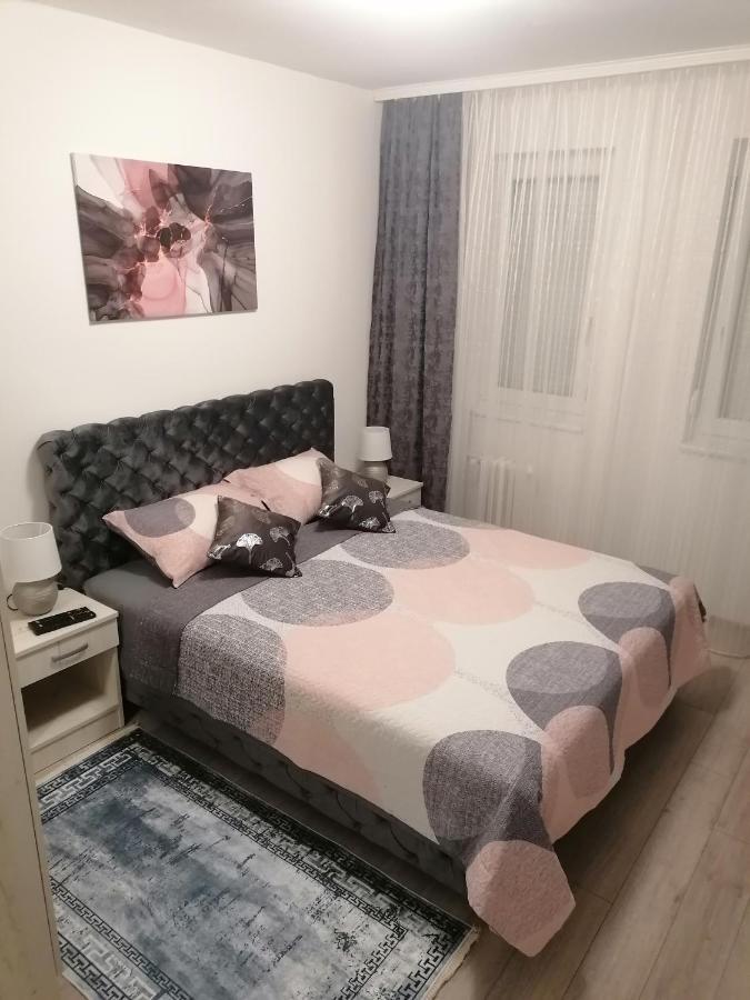 Jm Apartman Čačak Kültér fotó